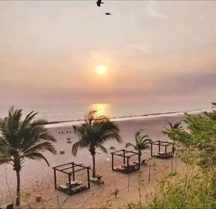 Côte atlantique — Coucher de soleil à Moanda